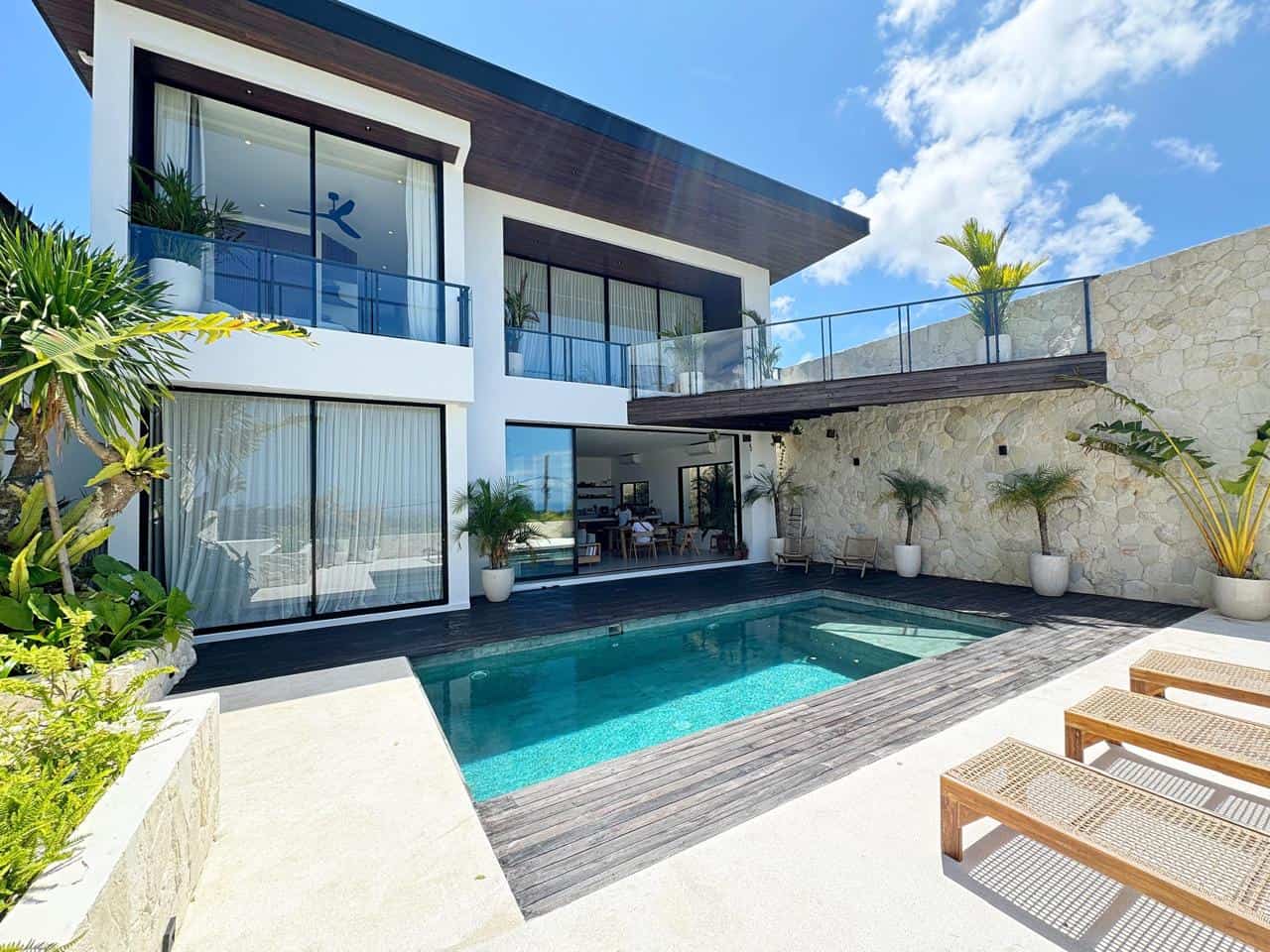 SEAVIEW 3 BEDROOM VILLA FOR SALE LEASEHOLD IN UNGASAN BE-1974 